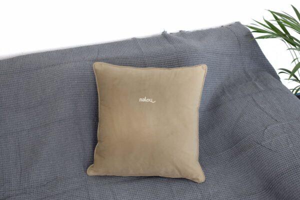 Nalou Pure - Hochwertiges Samtkissen